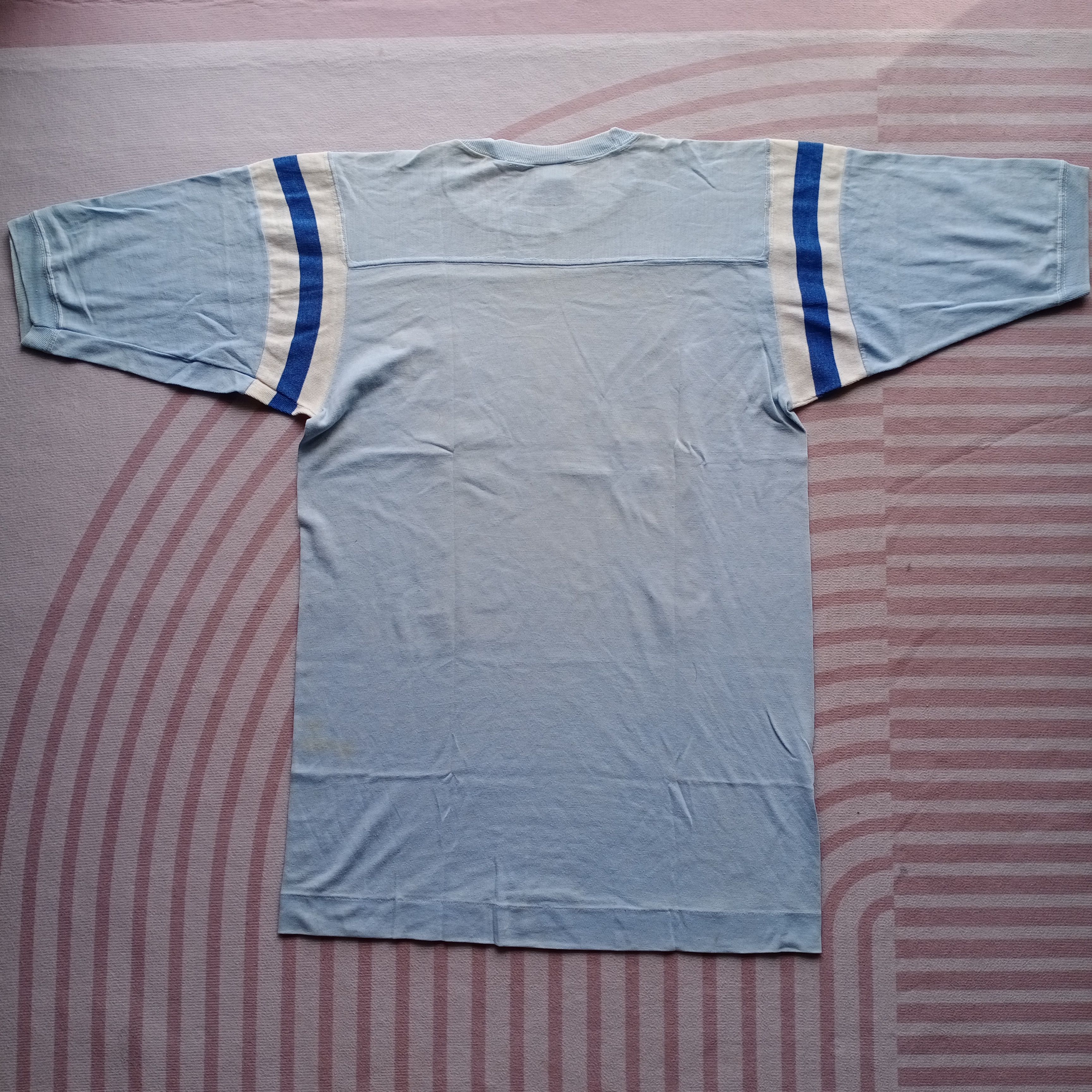 Vintage Vintage 80s Bahamas 81 raglan tshirt Hawaii Souvenir Size US S / EU 44-46 / 1 - 8 Thumbnail