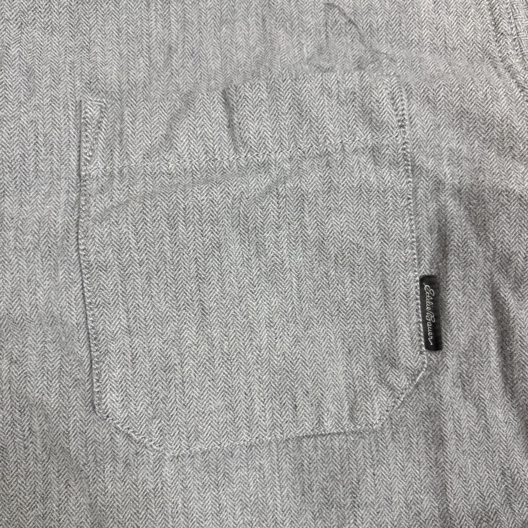 Eddie Bauer Eddie Bauer Button Down Gray Longsleeve Pocket Shirt Classic Fit Men L Large Size US L / EU 52-54 / 3 - 2 Thumbnail