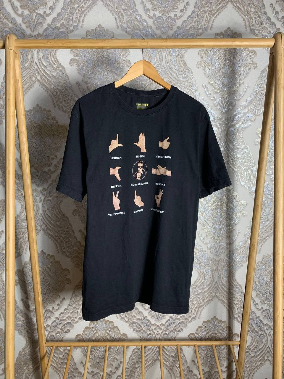 Cartoon Network Vintage HUMOR Everyday Germany Designer T-shirt Designer y2K Size US XL / EU 56 / 4 - 1 Thumbnail