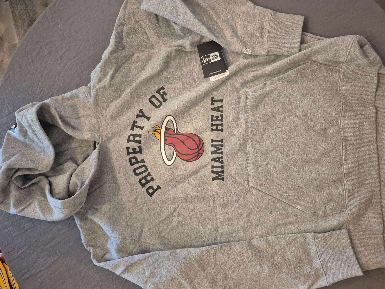 Eric Emanuel Eric Emanuel EE X New Era Miami Heat Hoodie Size XL BNWT Size US XL / EU 56 / 4 - 1 Thumbnail