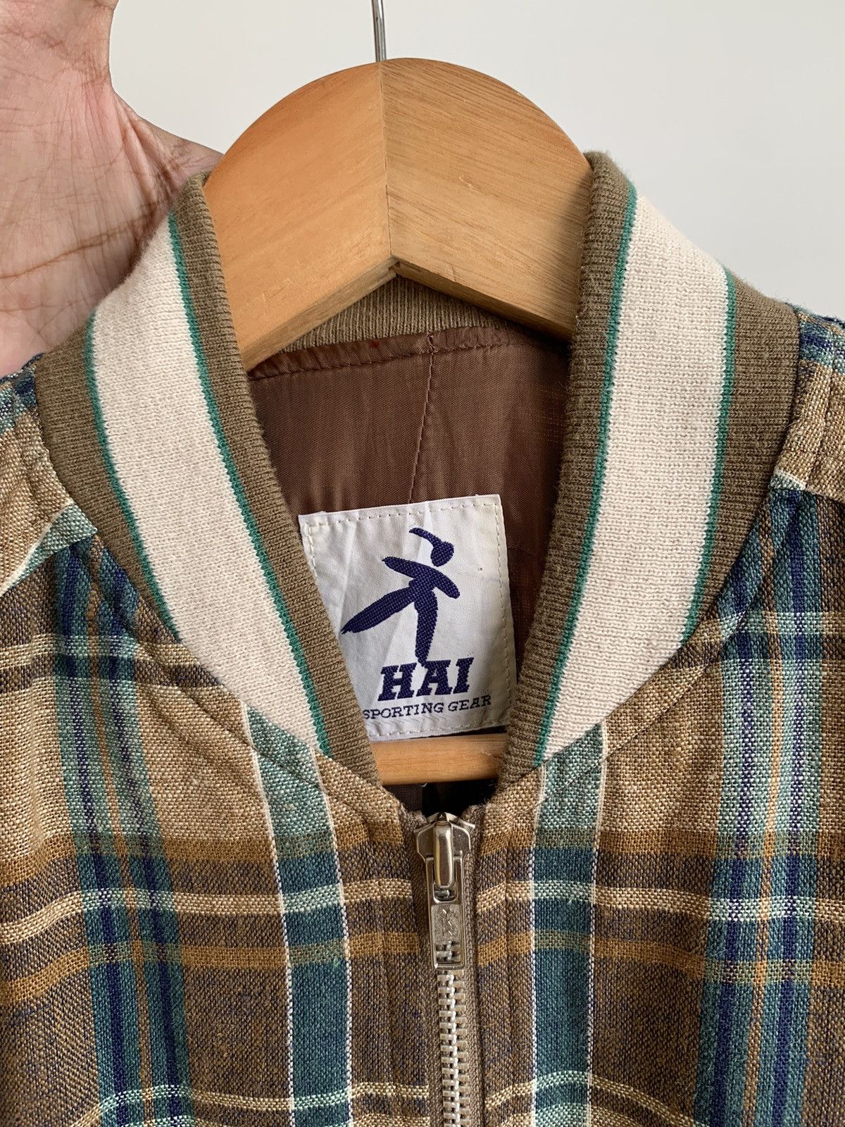 Hai Sporting Gear Vintage Hai Sporting Gear Bomber Jacket Size US M / EU 48-50 / 2 - 4 Thumbnail