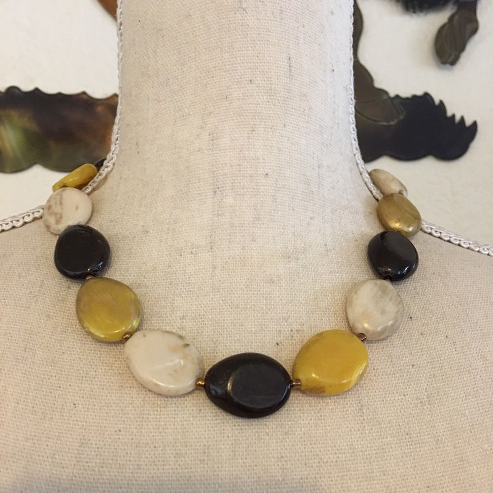 Vintage Vintage multi tone glass bead necklace Size ONE SIZE - 1 Thumbnail