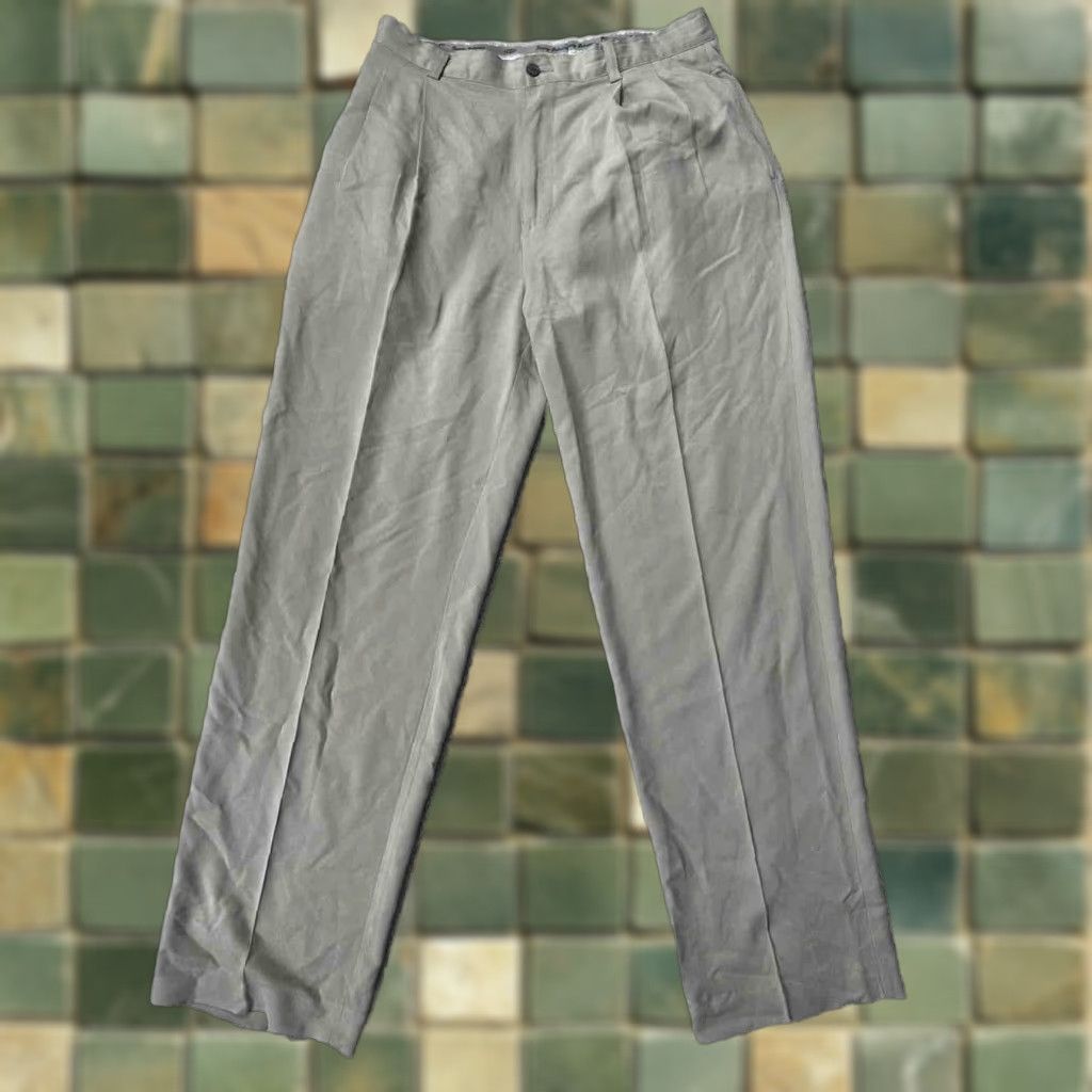 Tommy Bahama VINTAGE Tommy Bahama Dress Pants Chino Silk 100% Beige/Khaki 34x34 Mens Slim Pleated Slacks P2M Size US 34 / EU 50 - 1 Thumbnail