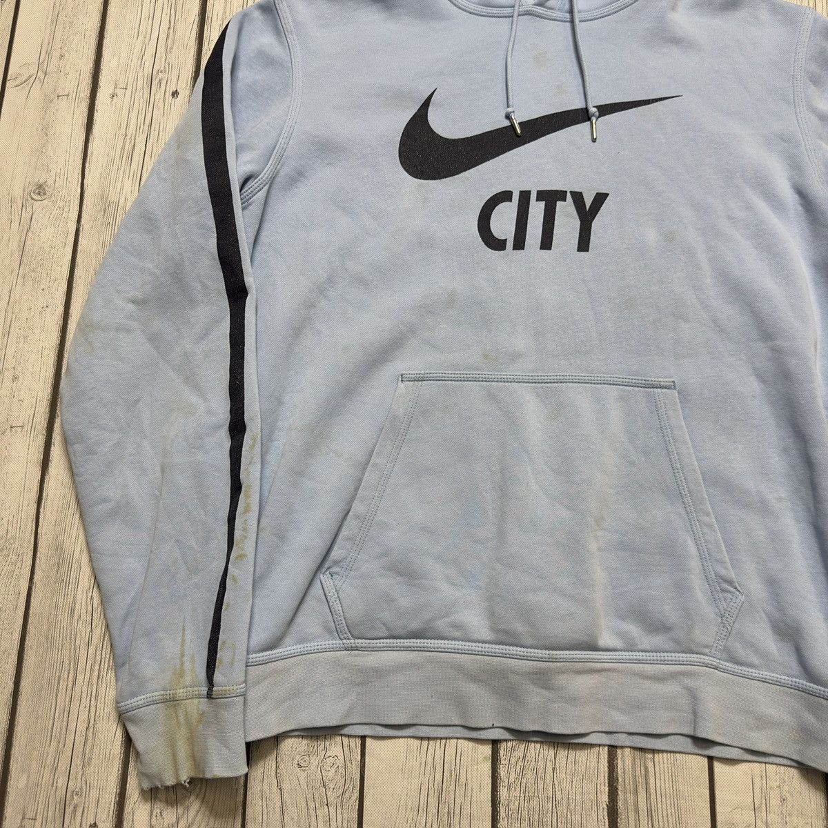 Nike Manchester City hoodie Size US L / EU 52-54 / 3 - 5 Thumbnail