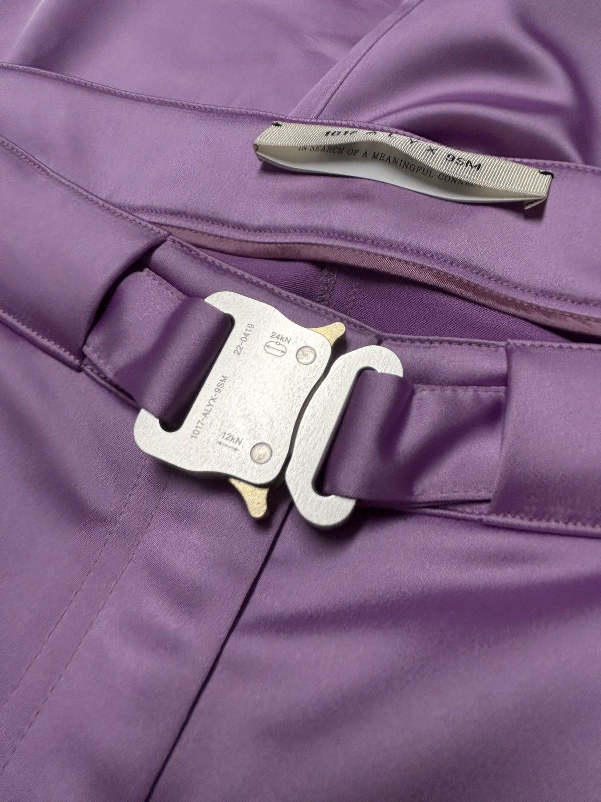1017 ALYX 9SM SS2023 Purple Satin Rollercoaster Buckle Flared Pant Size US 31 - 6 Thumbnail