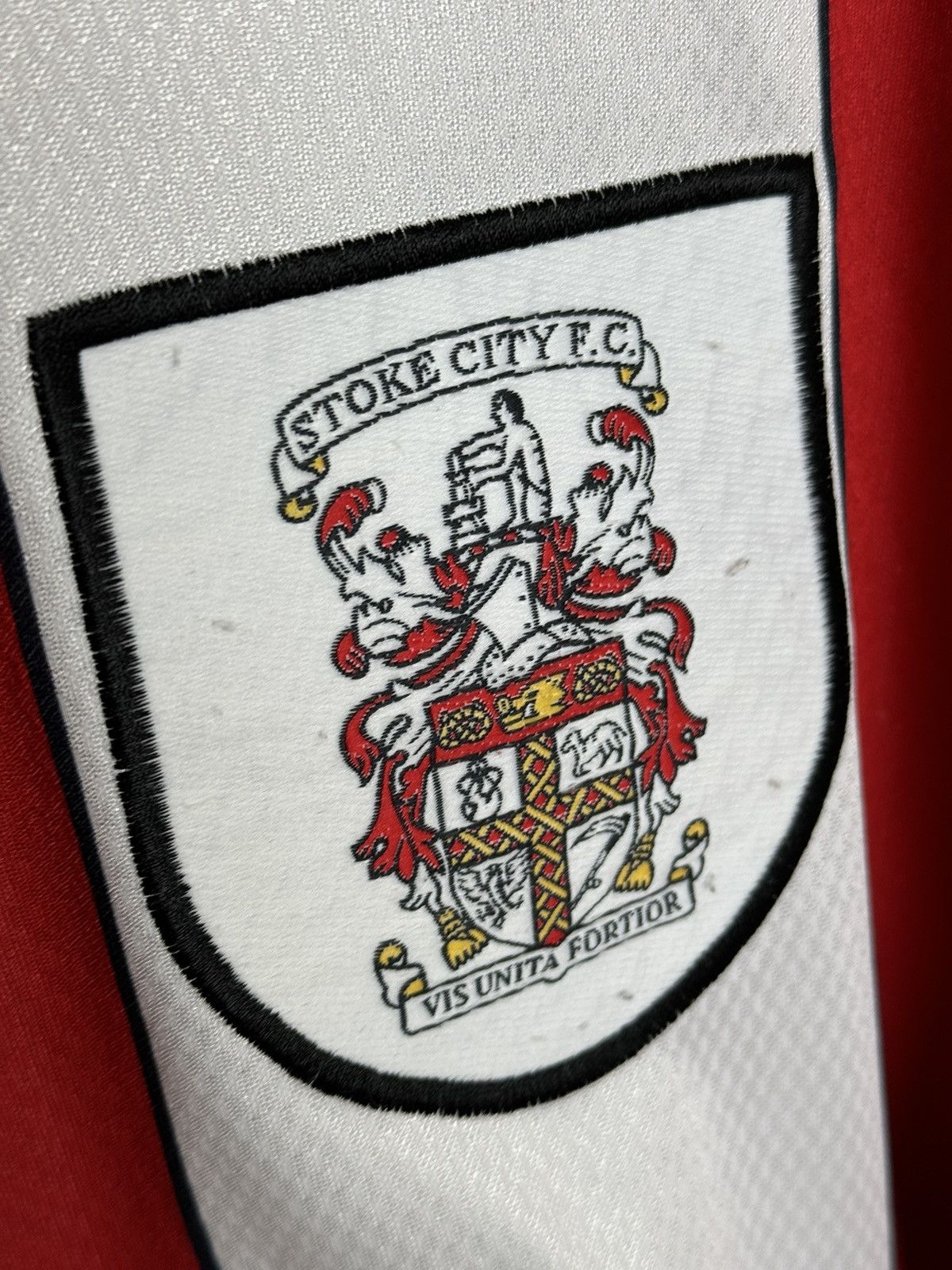 Asics Stoke City 96/97 Home Football Jersey Size US L / EU 52-54 / 3 - 4 Thumbnail