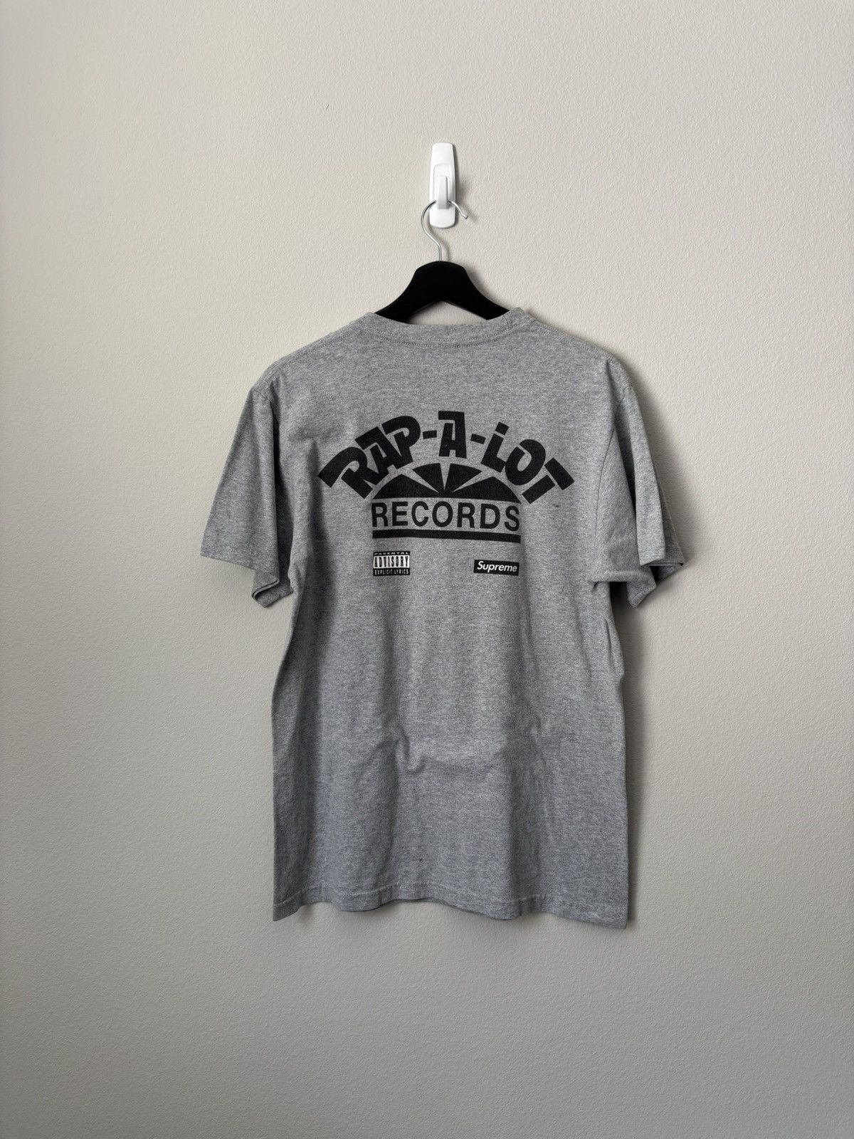 Supreme 2017 Supreme Rap A Lot Records Geto Boys Tee Size US M / EU 48-50 / 2 - 2 Thumbnail