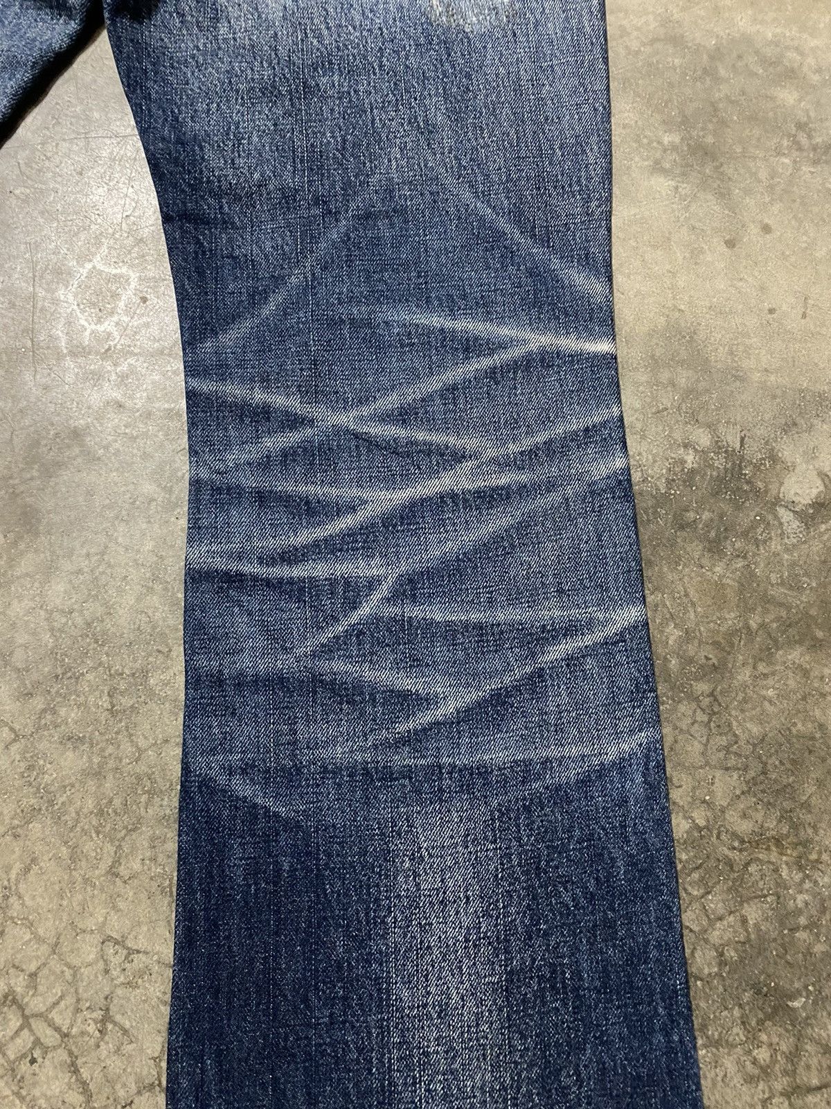 Le Grande Bleu (L.G.B.) × Roar × roarguns Flare Jeans Japanese Roargun Distressed Size US 32 / EU 48 - 5 Thumbnail