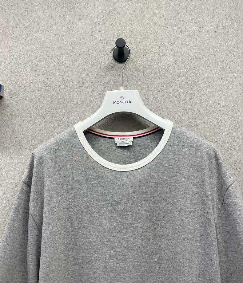 Thom Browne Thom Browne Gray striped short sleeves Size US XL / EU 56 / 4 - 4 Thumbnail
