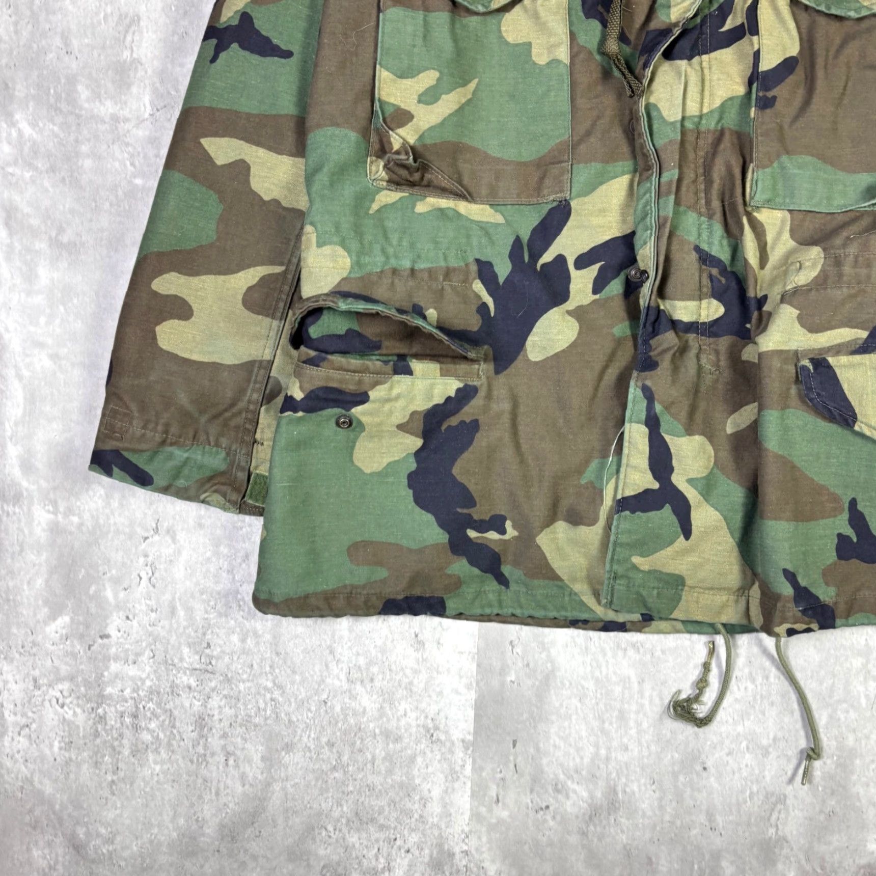 Vintage VINTAGE Mens M65 Field Jacket Woodland Camo Military Coat Medium Short Camouflage Army Jacket Mens M65 Short Vintage Military Jacket Size US 31 - 6 Thumbnail