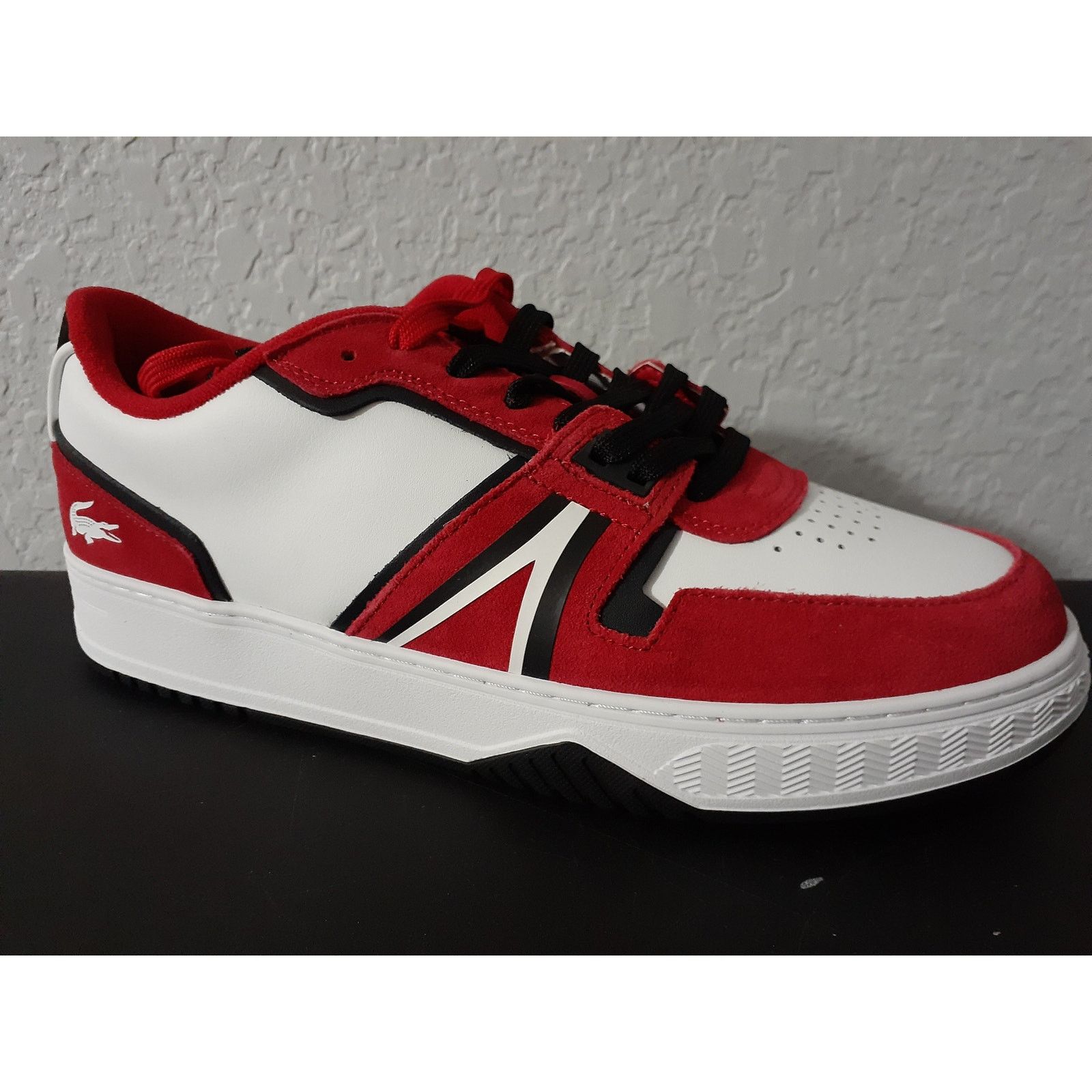 Lacoste Lacoste Men's L001 Leather Sneakers Color White/Red 12 M Size US 12 / EU 45 - 1 Thumbnail