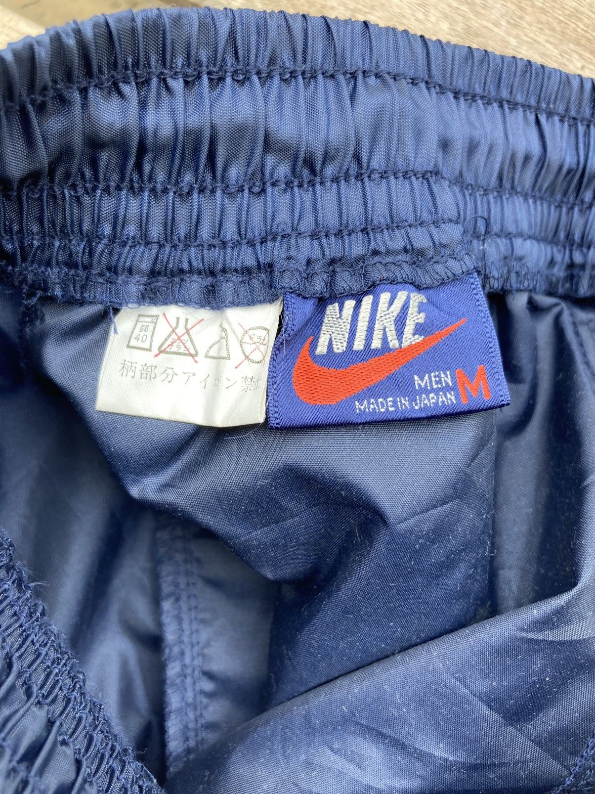 Nike × Vintage Vintage 90s Nike Nylon Dark Blue Track Pants Size US 32 / EU 48 - 10 Thumbnail