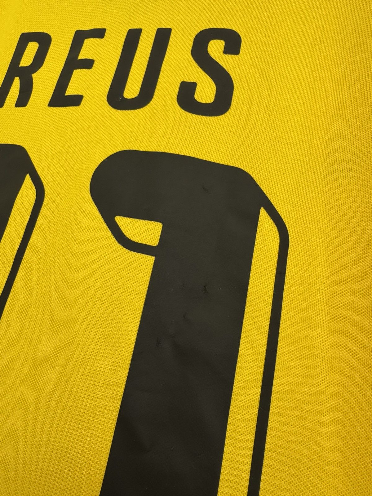 Puma Reus #11 Borussia Dortmund 2015-2016 Home Soccer Jersey Kit Size US M / EU 48-50 / 2 - 14 Thumbnail