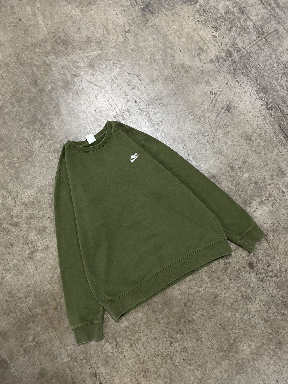 Nike × Vintage Nike essential earth tone crewneck hype rare streetwear boxy Size US L / EU 52-54 / 3 - 3 Thumbnail