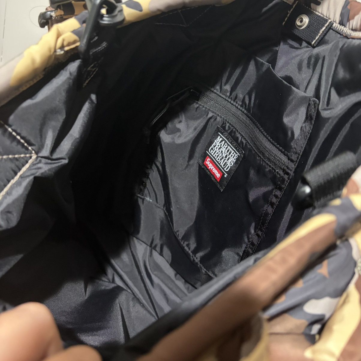 Supreme Supreme Marithe Francois Girbaud Pokachu Puffer Tote Bag Size ONE SIZE - 9 Thumbnail