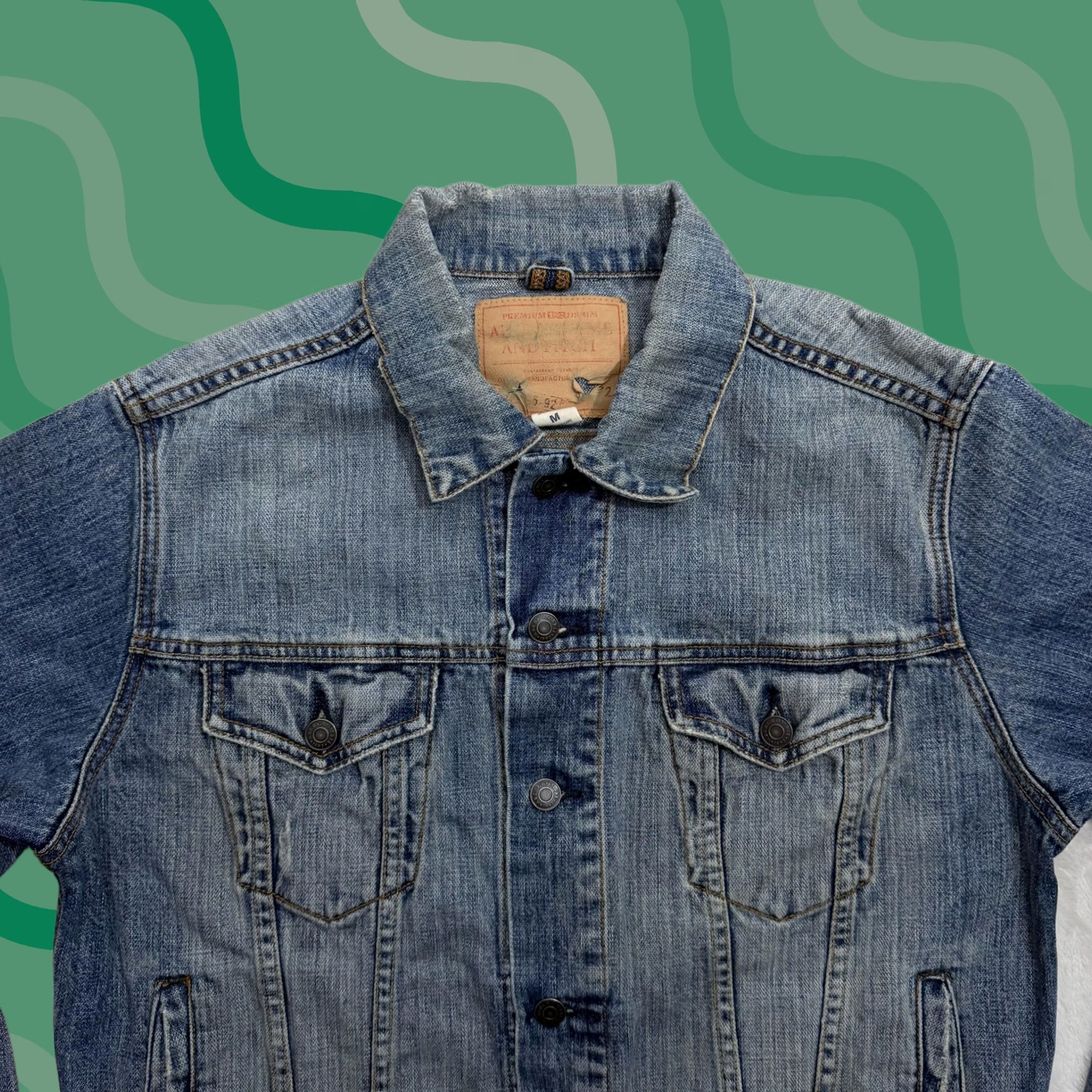 Abercrombie & Fitch Abercrombie & Fitch Jacket Mens Medium Blue Denim Trucker Bomber Distressed Cotton Solid Denim Button Pocket Casual Workwear Size US M / EU 48-50 / 2 - 1 Thumbnail