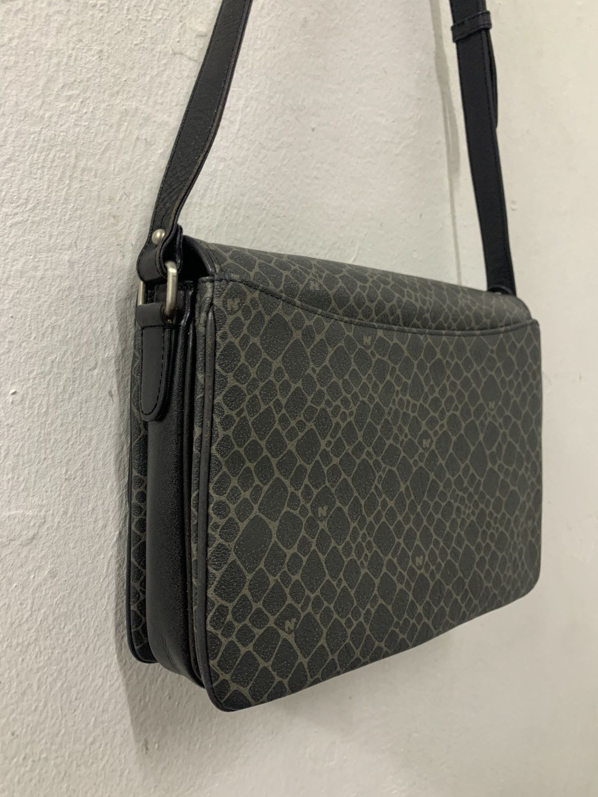 Nina Ricci × Vintage Nina Ricci Giraffe Monogram Shoulder Bag Size ONE SIZE - 9 Thumbnail