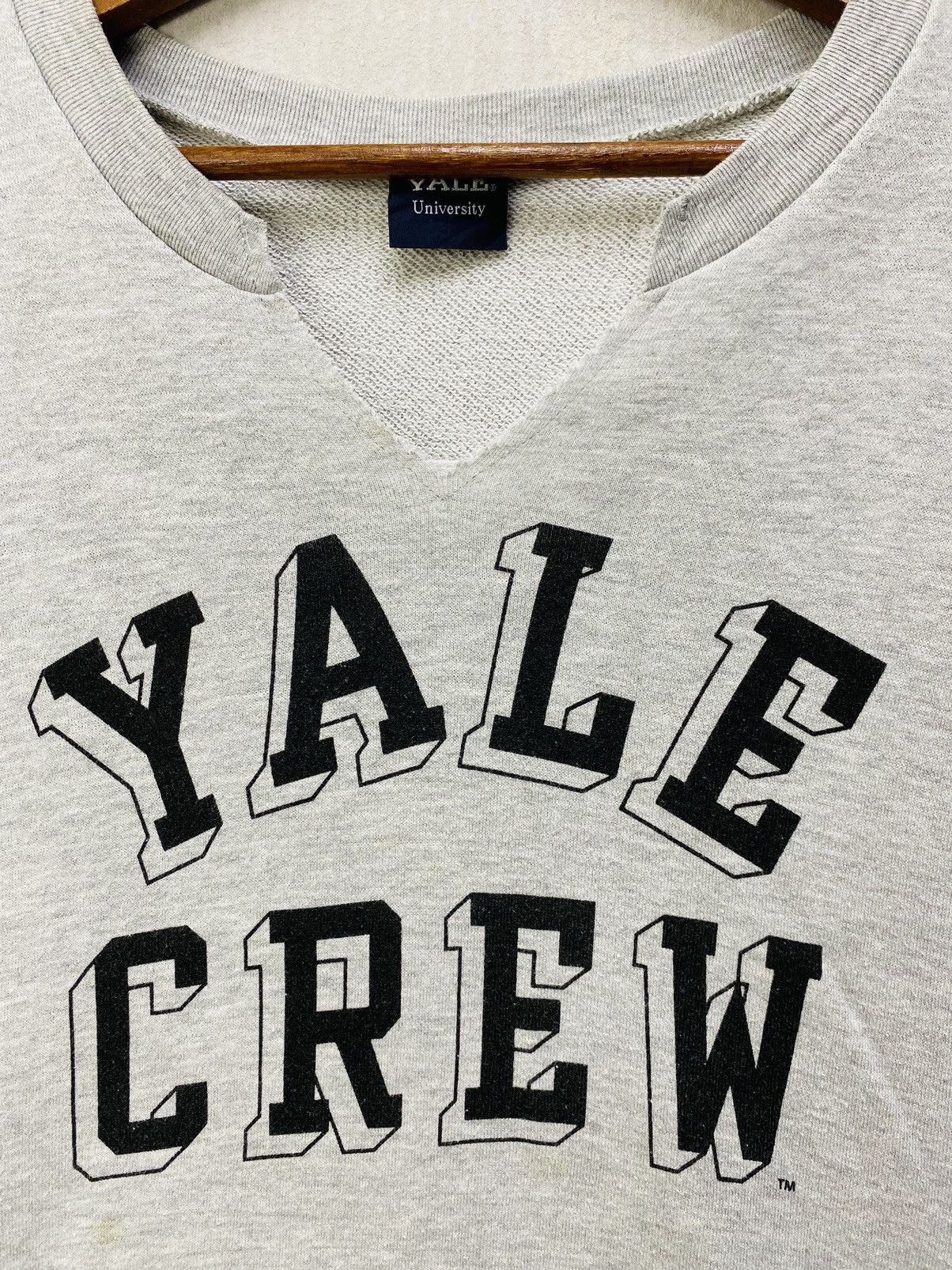 Other Yale University Crew Sweatshirt Big Spellout Jumper Size F Size US L / EU 52-54 / 3 - 6 Thumbnail