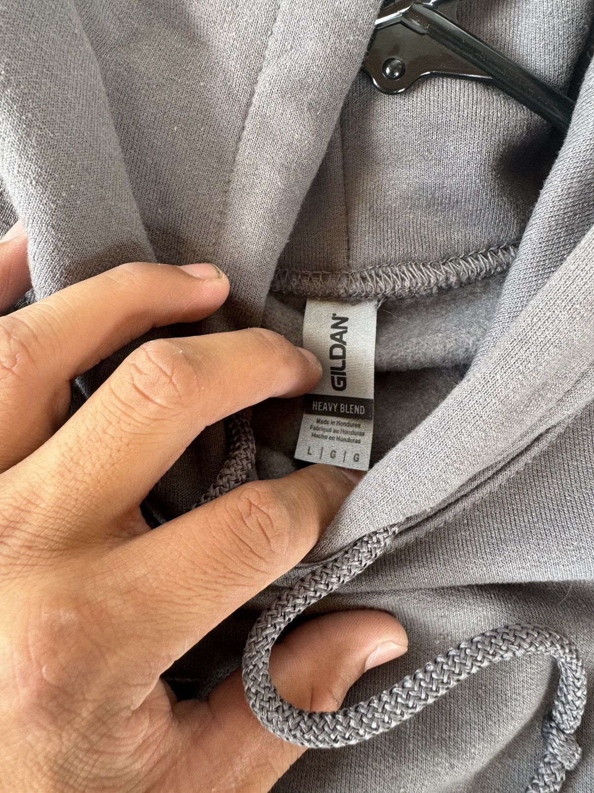 Gildan Plain grey hoodie Size US L / EU 52-54 / 3 - 2 Thumbnail