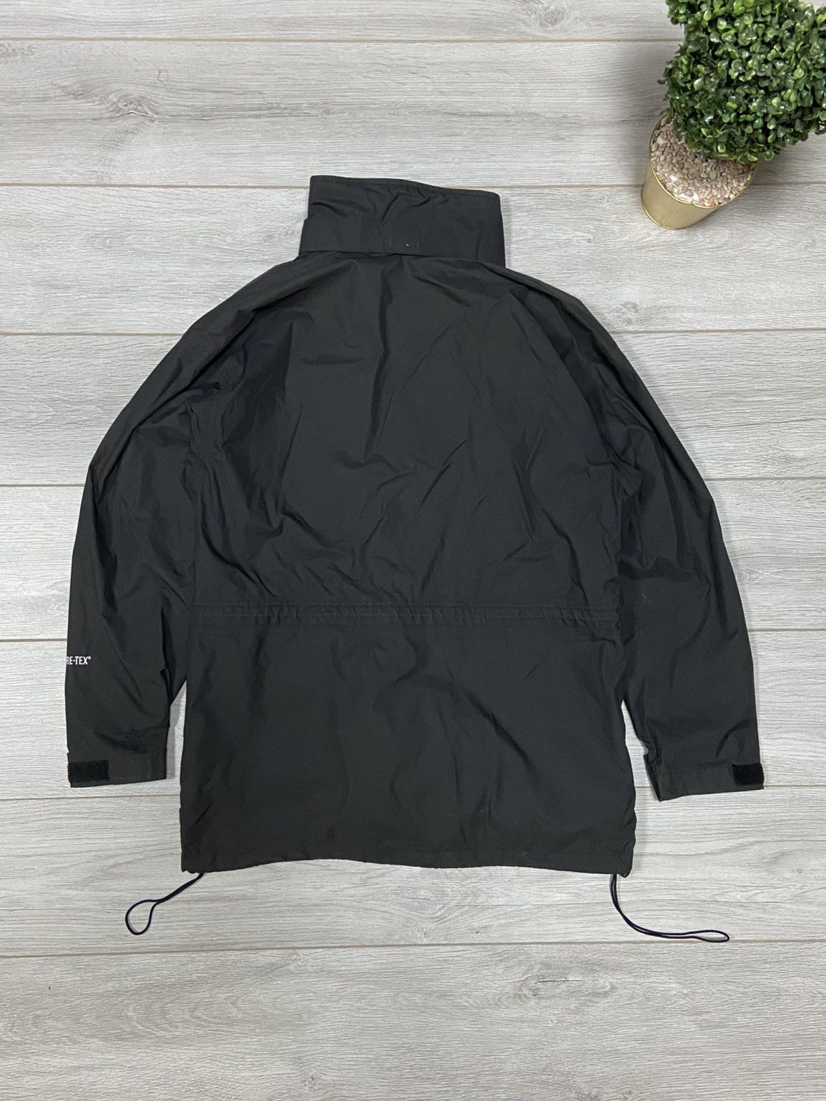 The North Face The North Face Gore tex jacket vintage Size US M / EU 48-50 / 2 - 14 Thumbnail