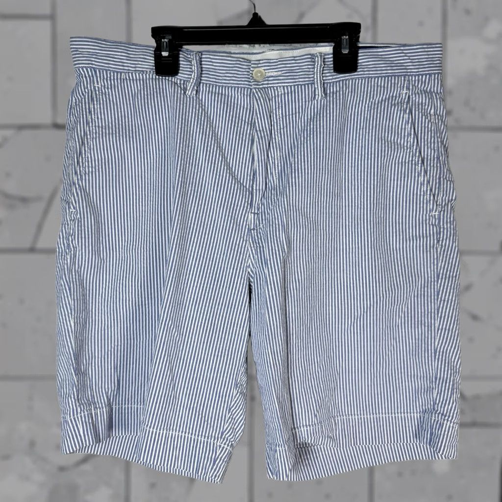 Polo Ralph Lauren Polo Ralph Lauren Shorts Mens Size 35 Blue Striped Stretch Classic Fit Casual Size US S / EU 44-46 / 1 - 1 Thumbnail
