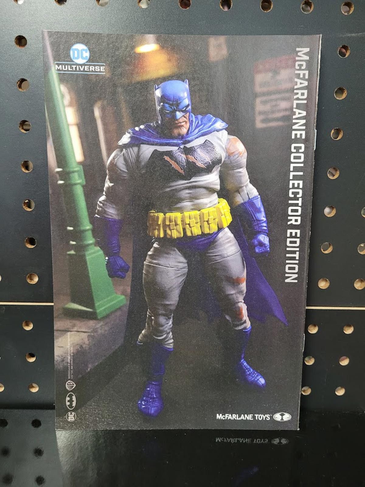 DC Comics Batman The Long Halloween #1 Batman Day Special NM Unstamped Size ONE SIZE - 2 Thumbnail