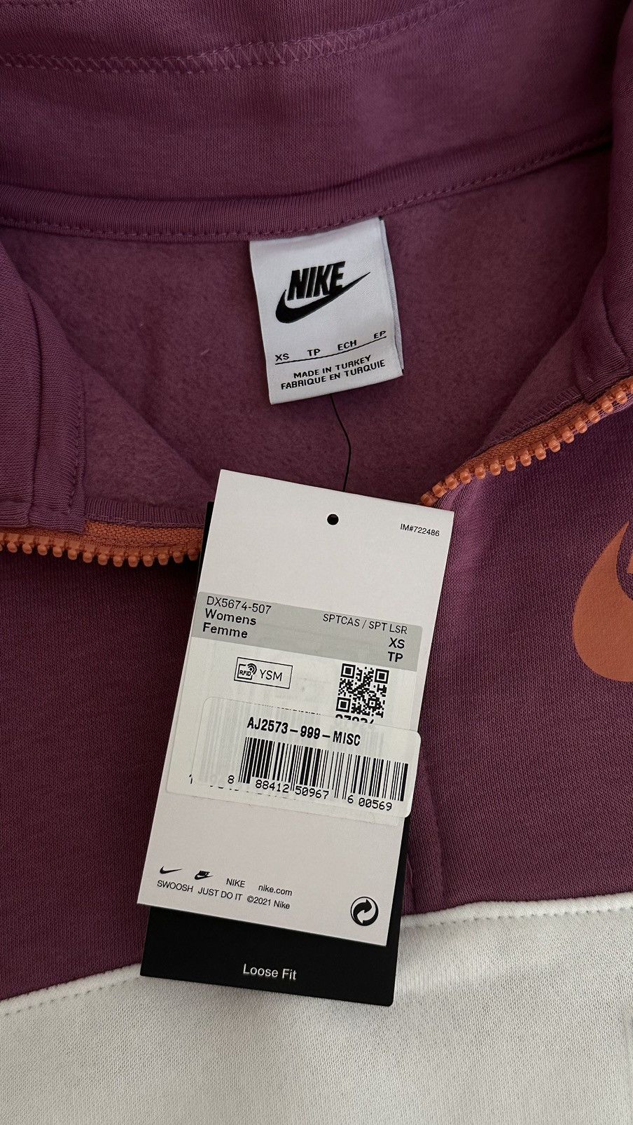Nike Nike Oversized Womens Fleece Colourblock Jumper Size XS / US 0-2 / IT 36-38 - 3 Thumbnail