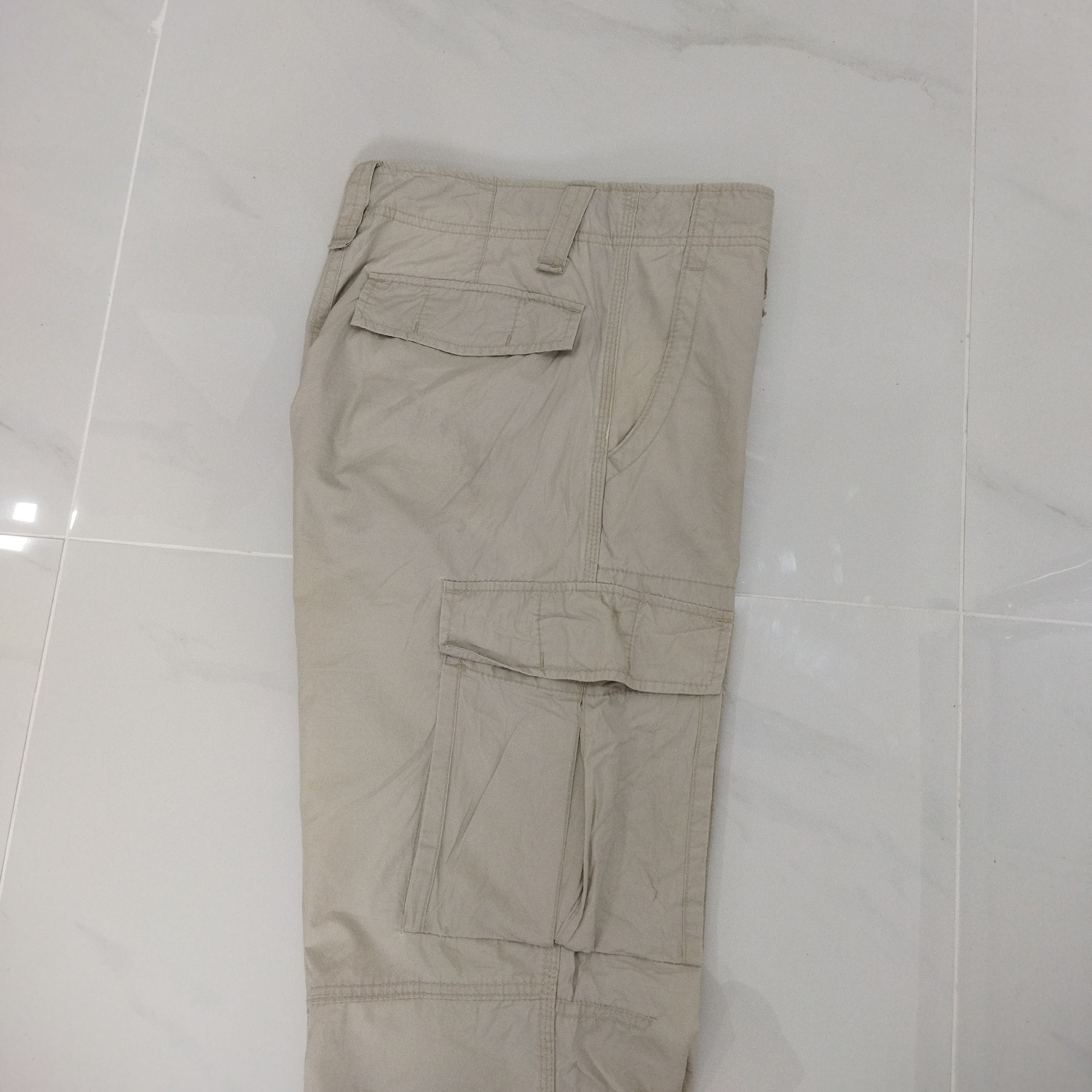 Japanese Brand × Uniqlo UNIQLO FADED WHITE CARGO PANTS Size US 30 / EU 46 - 11 Thumbnail