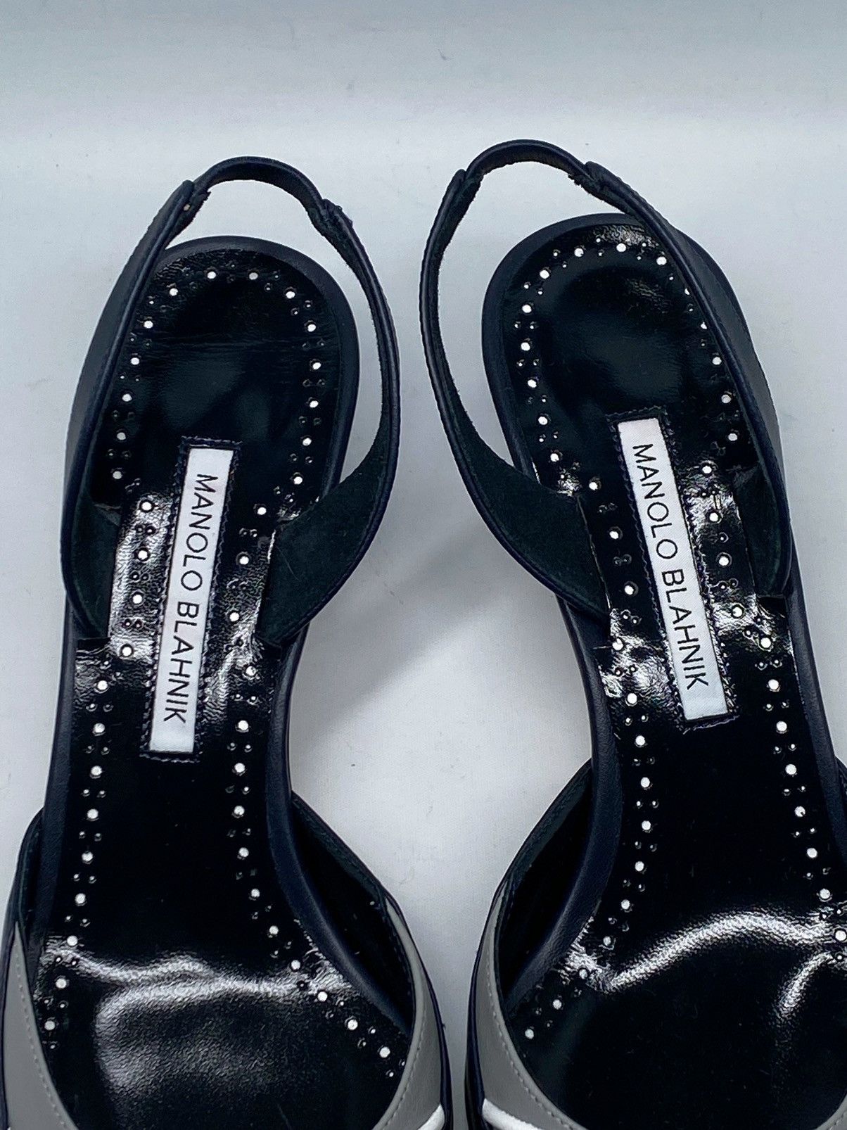 Manolo Blahnik Manolo Blahnik Maretsli 50MM Leather Slingback Pumps size 39 Size US 9 / IT 39 - 9 Thumbnail