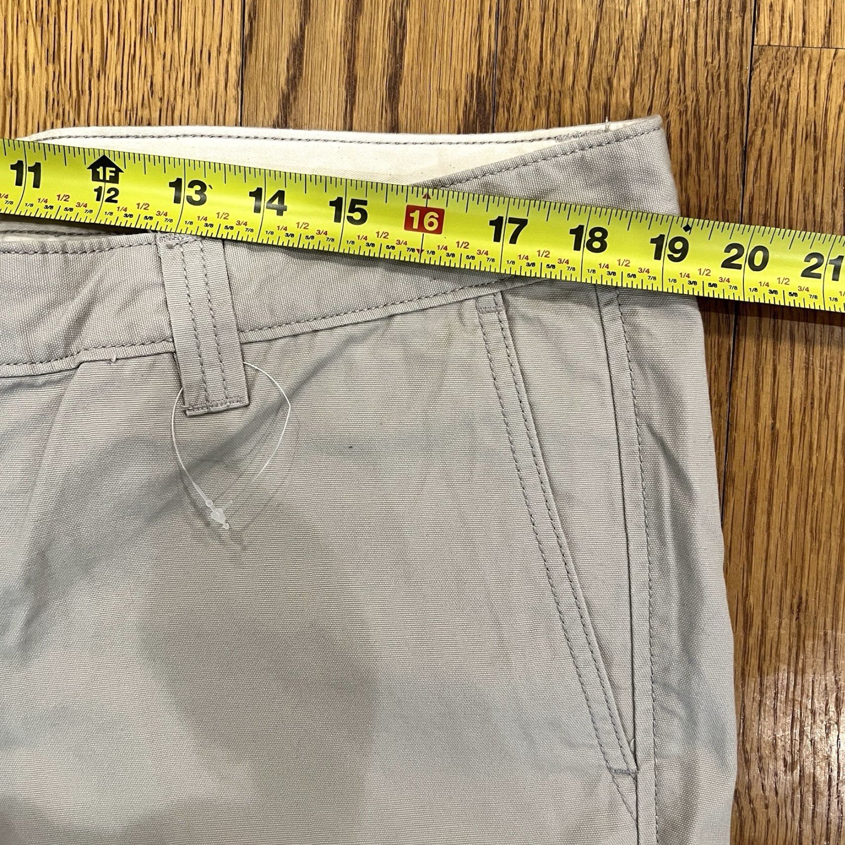 Vintage L.L. Bean Men's Signature Slim Straight Fit Chino Pants Khaki Beige Cotton Size 38x34 Mens Slim Straight Chino Pants 38 Beig e? Size US 38 / EU 54 - 7 Thumbnail