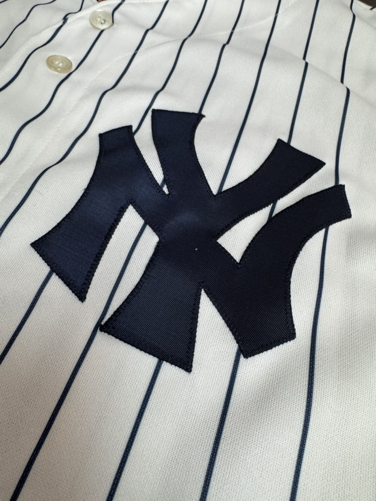 Majestic New York Yankees DOSSAL #10 Pinstripe Stitched Jersey Size US L / EU 52-54 / 3 - 3 Thumbnail