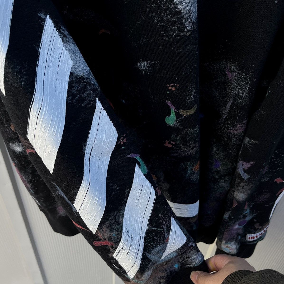 Off-White 2021 Off White Galaxy Brushed ‘Seeing Things’ Crewneck Sz L Size US L / EU 52-54 / 3 - 8 Thumbnail