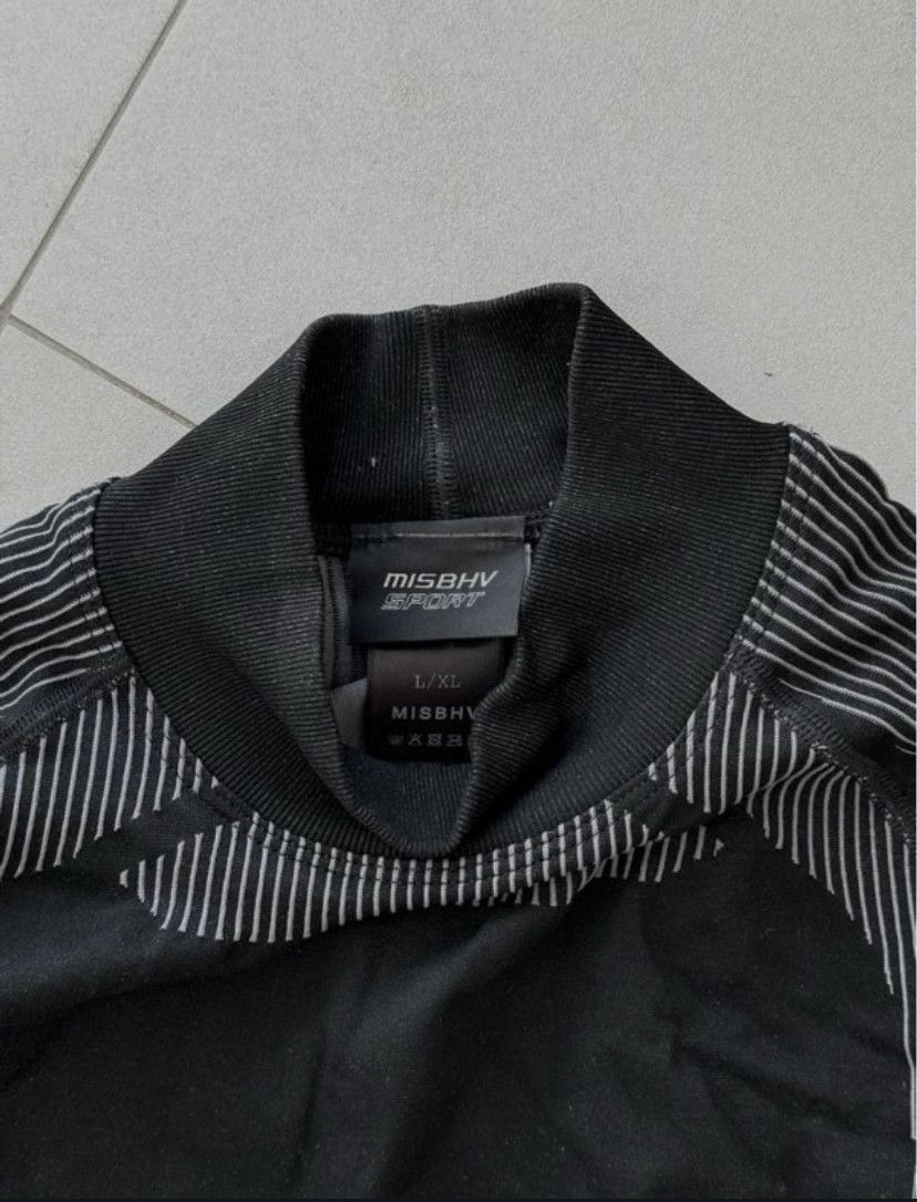 Misbhv MISBHV active top long sleeve Size US L / EU 52-54 / 3 - 3 Thumbnail