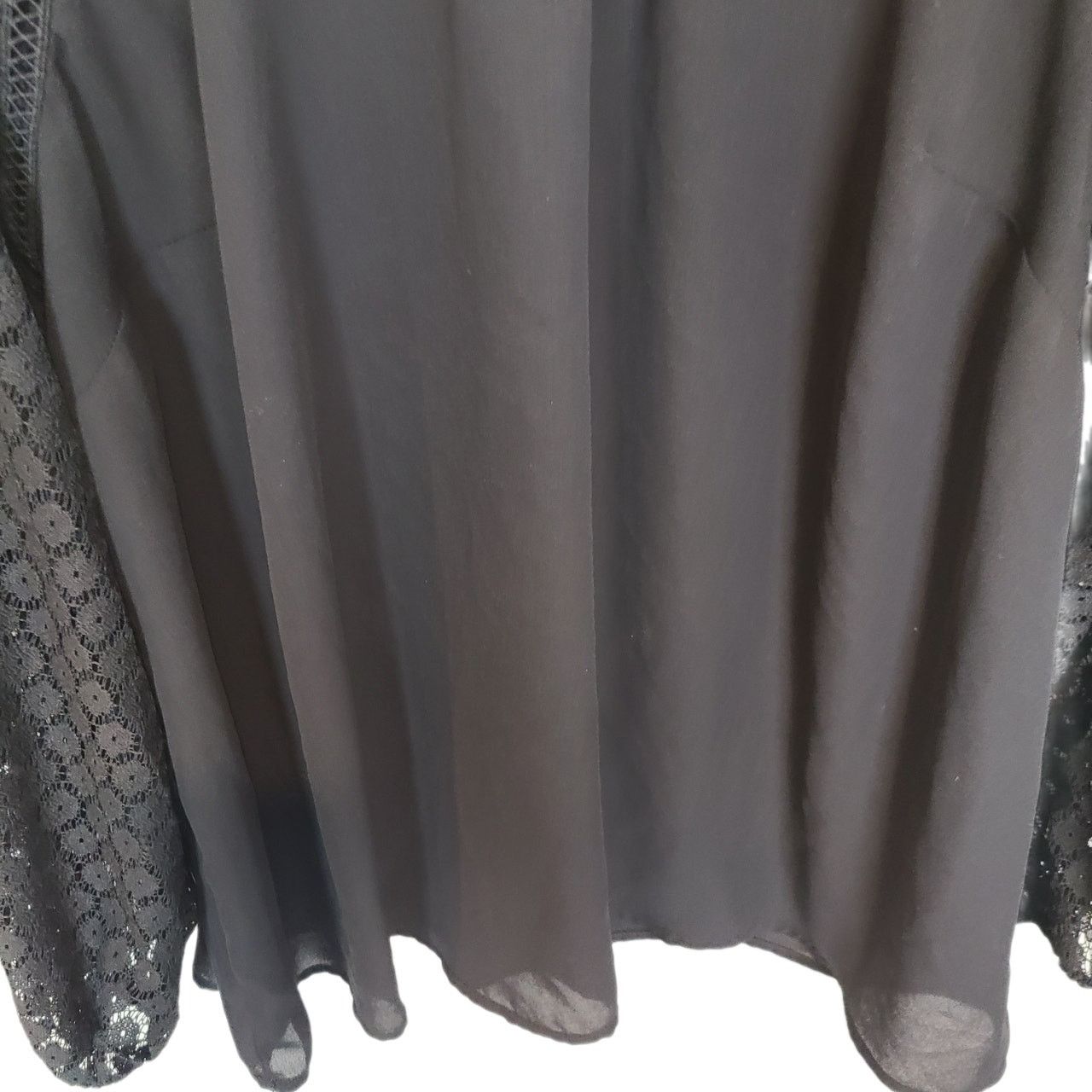 Corridor Torrid Blouse Women 1X Black Lace Floral Witchy Vamp Sheer Size XXL / US 16-18 / IT 52-54 - 6 Thumbnail