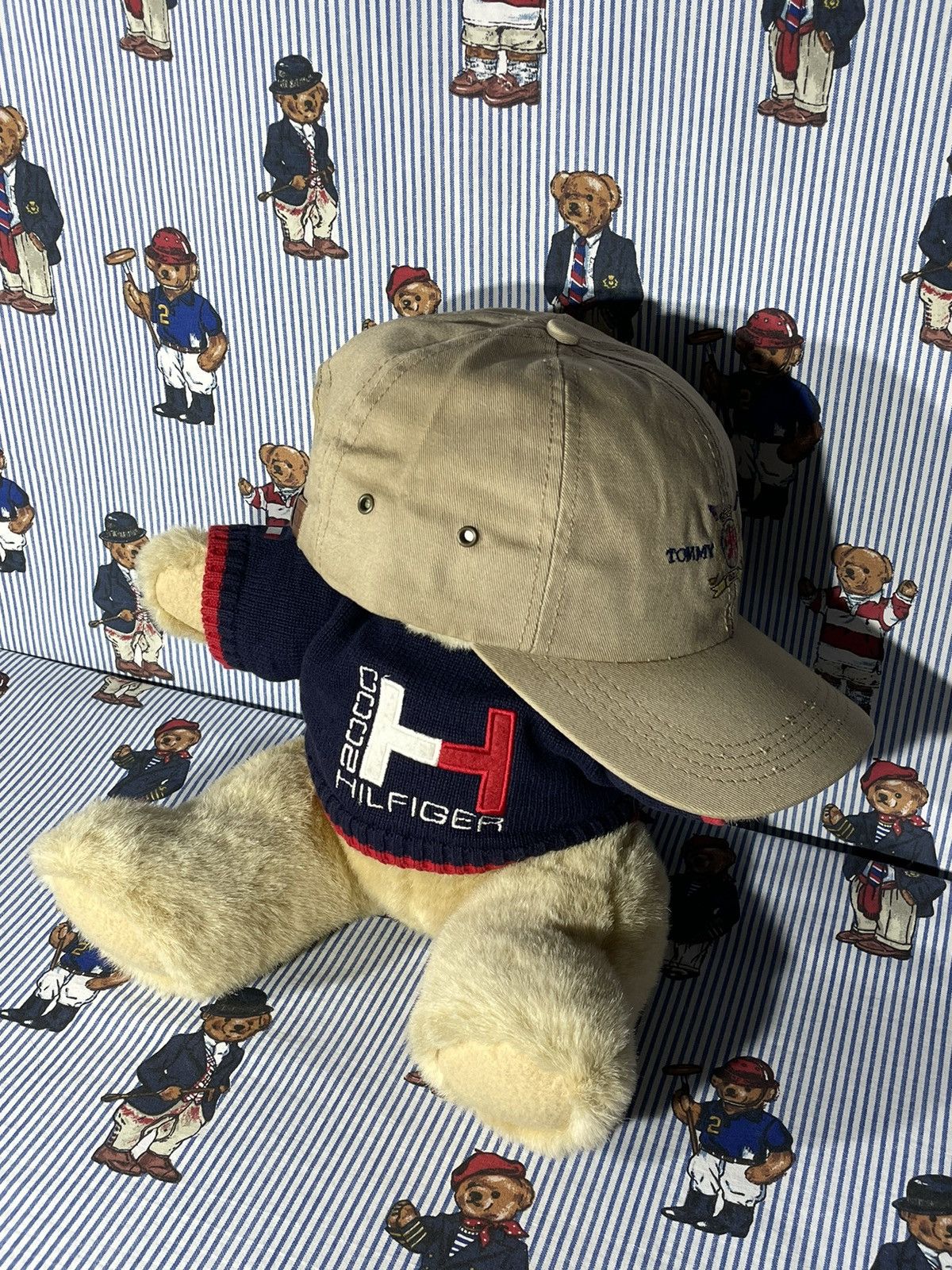 Tommy Hilfiger × Vintage Cap Tommy Hilfiger Lion Crest OG Vintage 90’s Size ONE SIZE - 5 Thumbnail