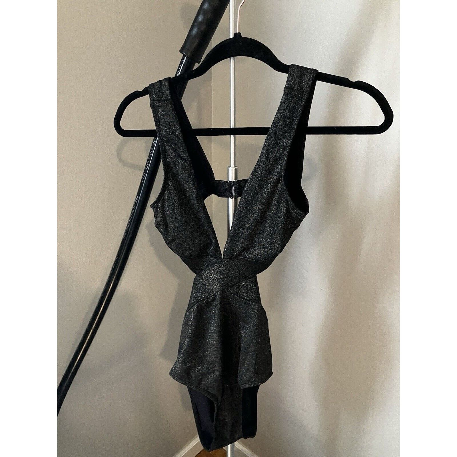 & Other Stories Cupshe Women's 1 Piece Swimsuit black Plunge Size XS NWT Size XS / US 0-2 / IT 36-38 - 1 Thumbnail