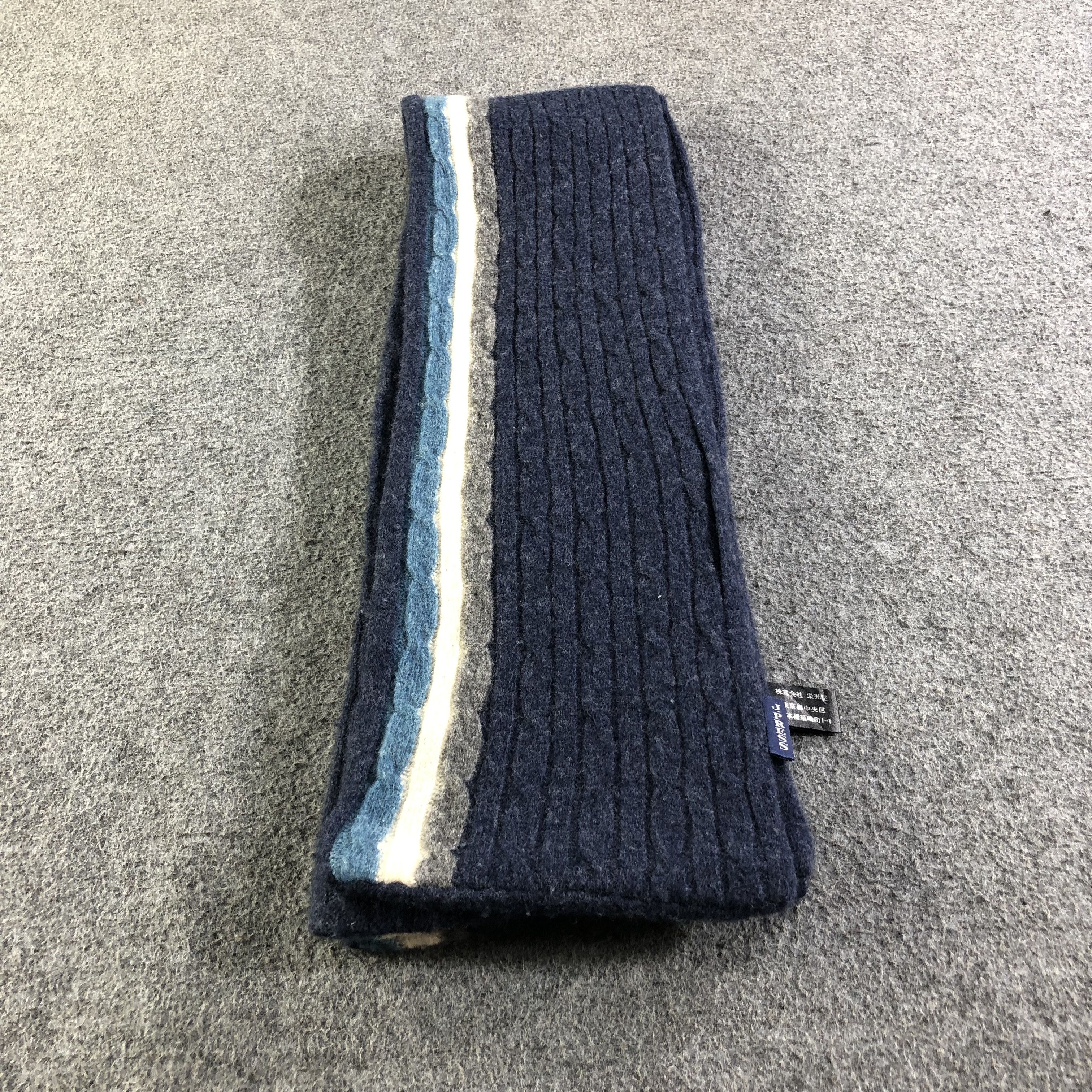 J. Press J. Press Pleated Wool Snood Scarf Muffler Neckwear V2095 Size ONE SIZE - 2 Thumbnail