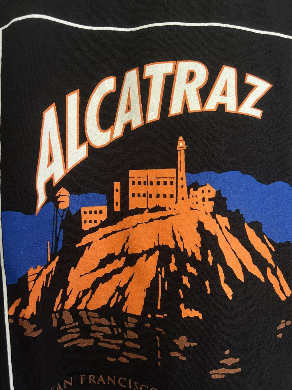 Vintage Alcatraz Island Penitentiary San Fran California Tshirt Size US XXL / EU 58 / 5 - 3 Thumbnail