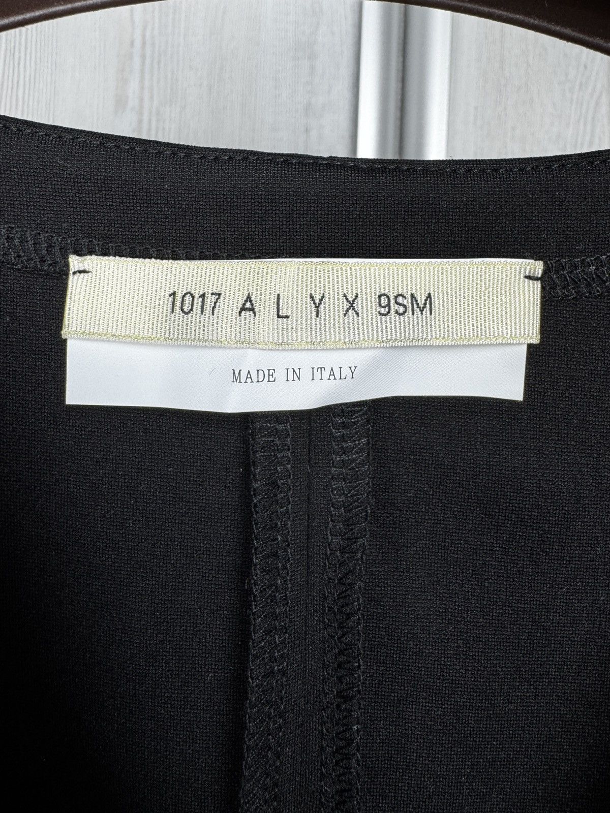 1017 ALYX 9SM 1017 Alyx 9SM black v neck straight mini dress made in Italy Size S / US 4 / IT 40 - 8 Thumbnail