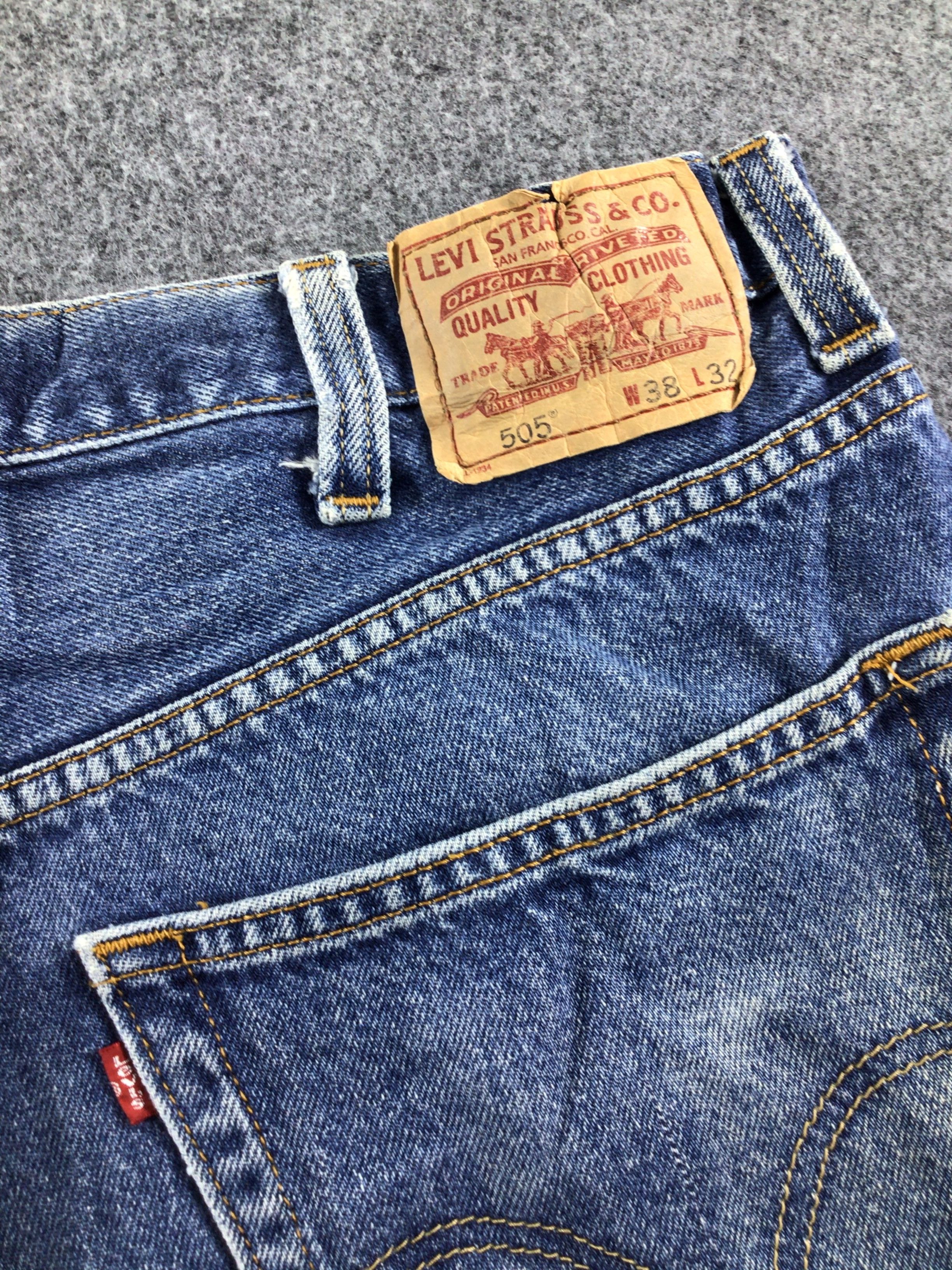 Levi's Faded Blue Vintage Levis 505 Jeans Stone Wash Denim -J329 Size US 38 / EU 54 - 4 Thumbnail
