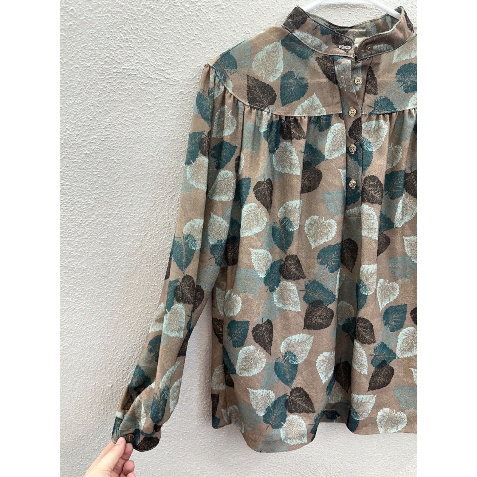 Vintage Devon Womens Blouse Large Long Sleeve Brown Leaf Half Button Up Shirt Womens Casual Sleeve Regular Fall Spring Summer Crew Neck Size L / US 10 / IT 46 - 2 Thumbnail