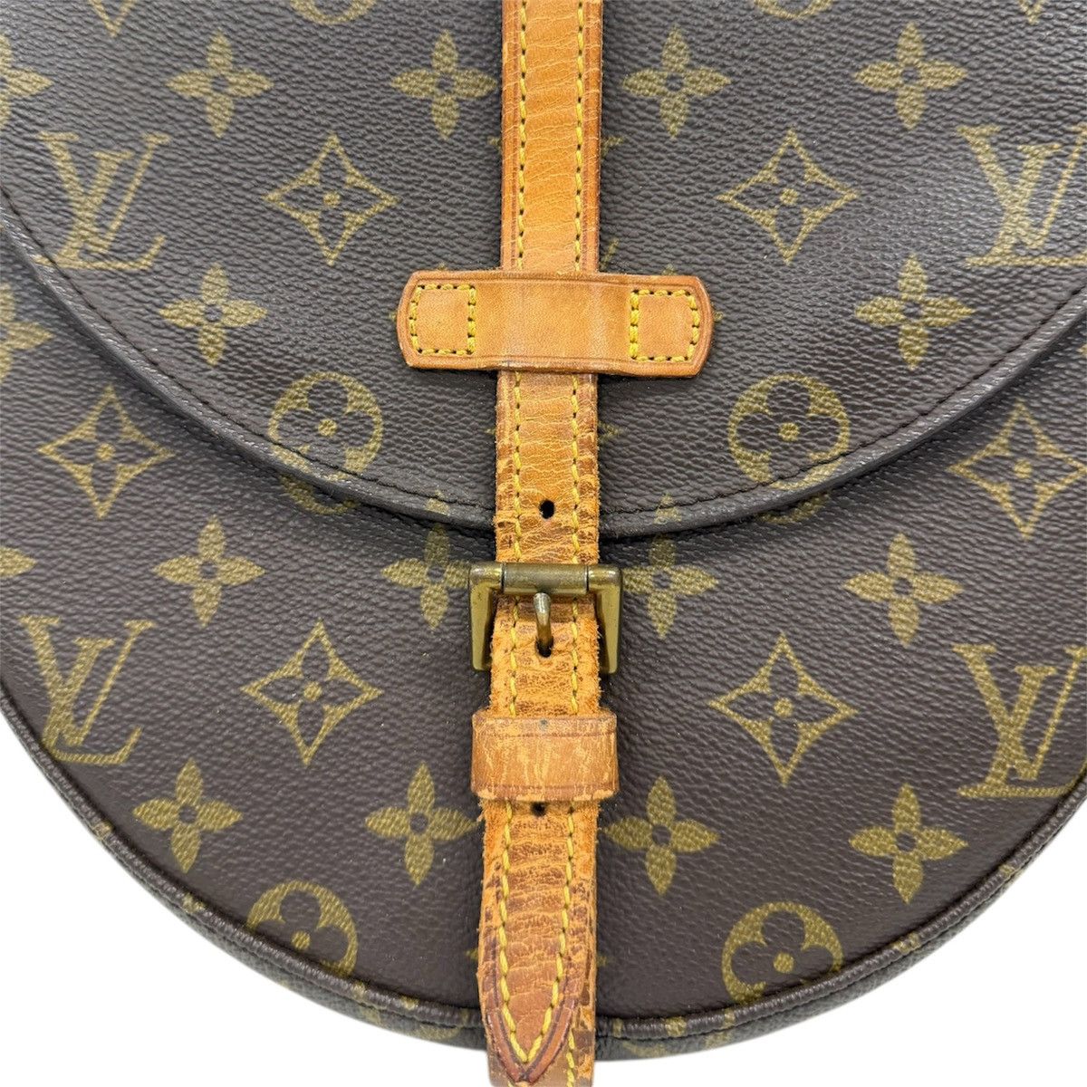 Louis Vuitton Louis Vuitton Monogram Canvas Chantilly MM Crossbody Size ONE SIZE - 2 Thumbnail