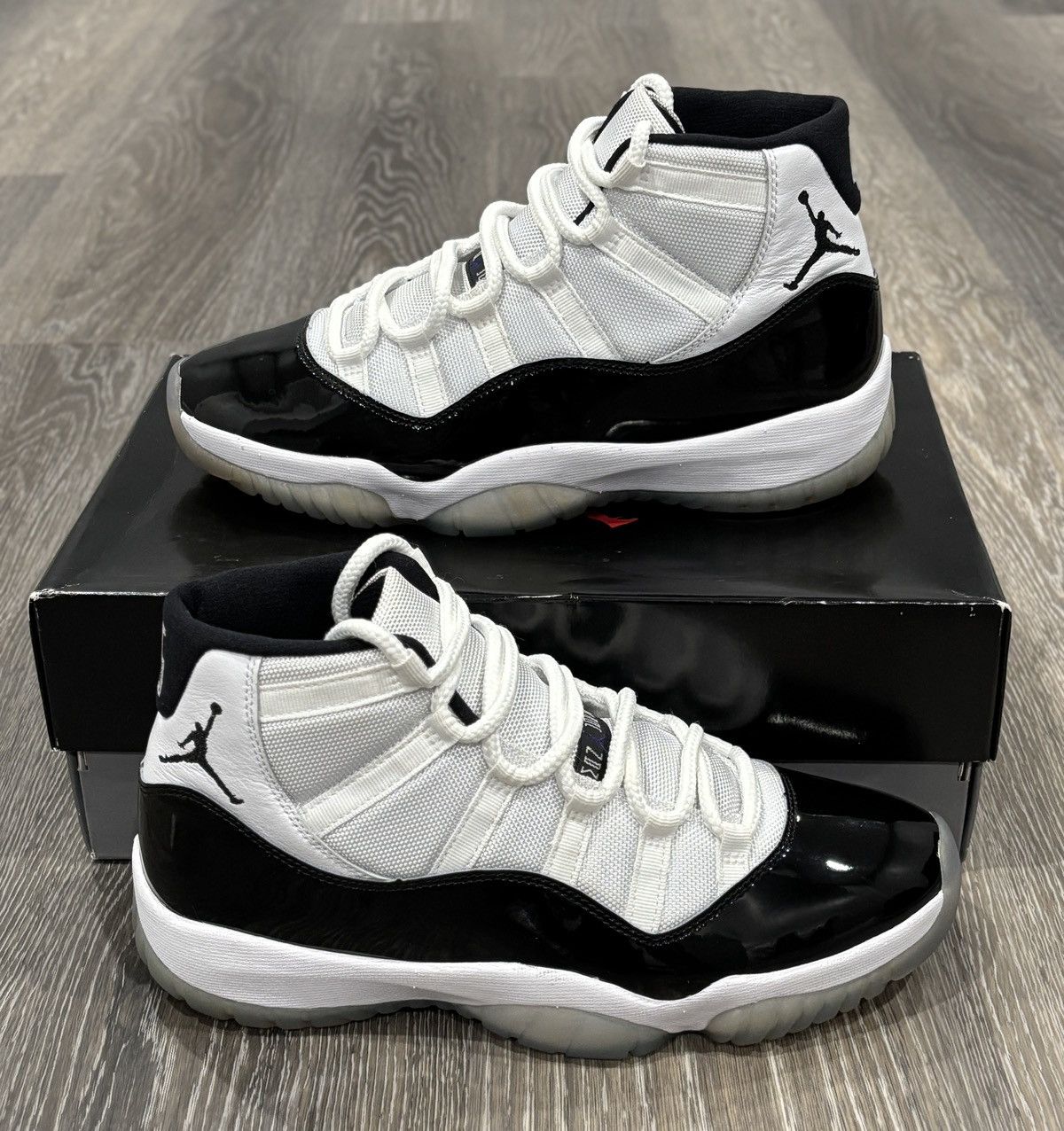 Air Jordan 11 Retro Concord (2018)