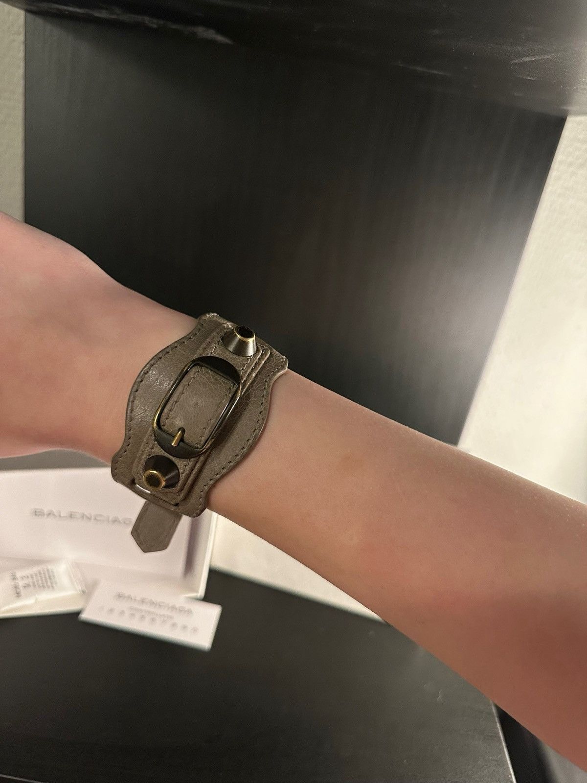 Balenciaga Balenciaga leather cuff Size ONE SIZE - 6 Thumbnail