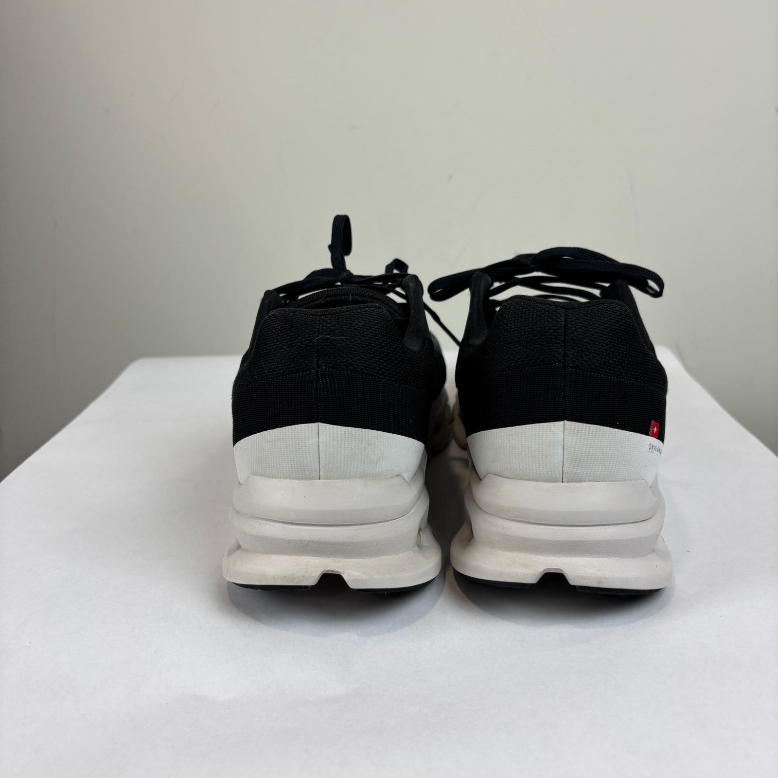 On On Running On Cloudrunner Running Sneakers Shoes Men's 11 Size US 11 / EU 44 - 4 Thumbnail