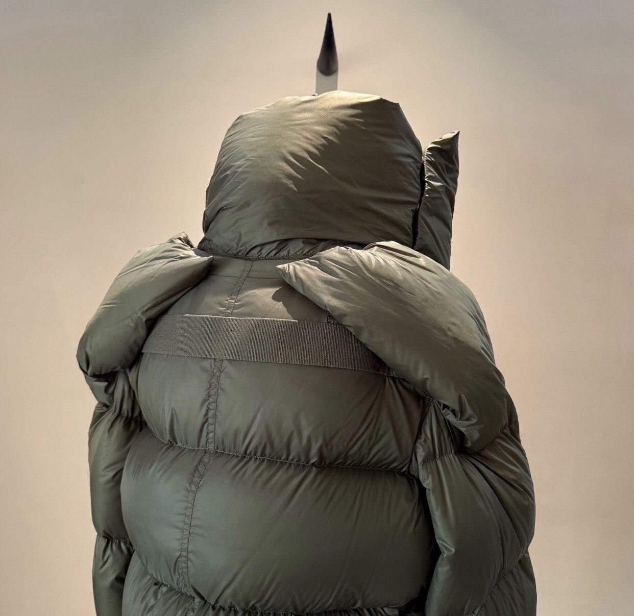 Rick Owens Rick owens mainline show style scarf down jacket2412- Size US M / EU 48-50 / 2 - 4 Thumbnail