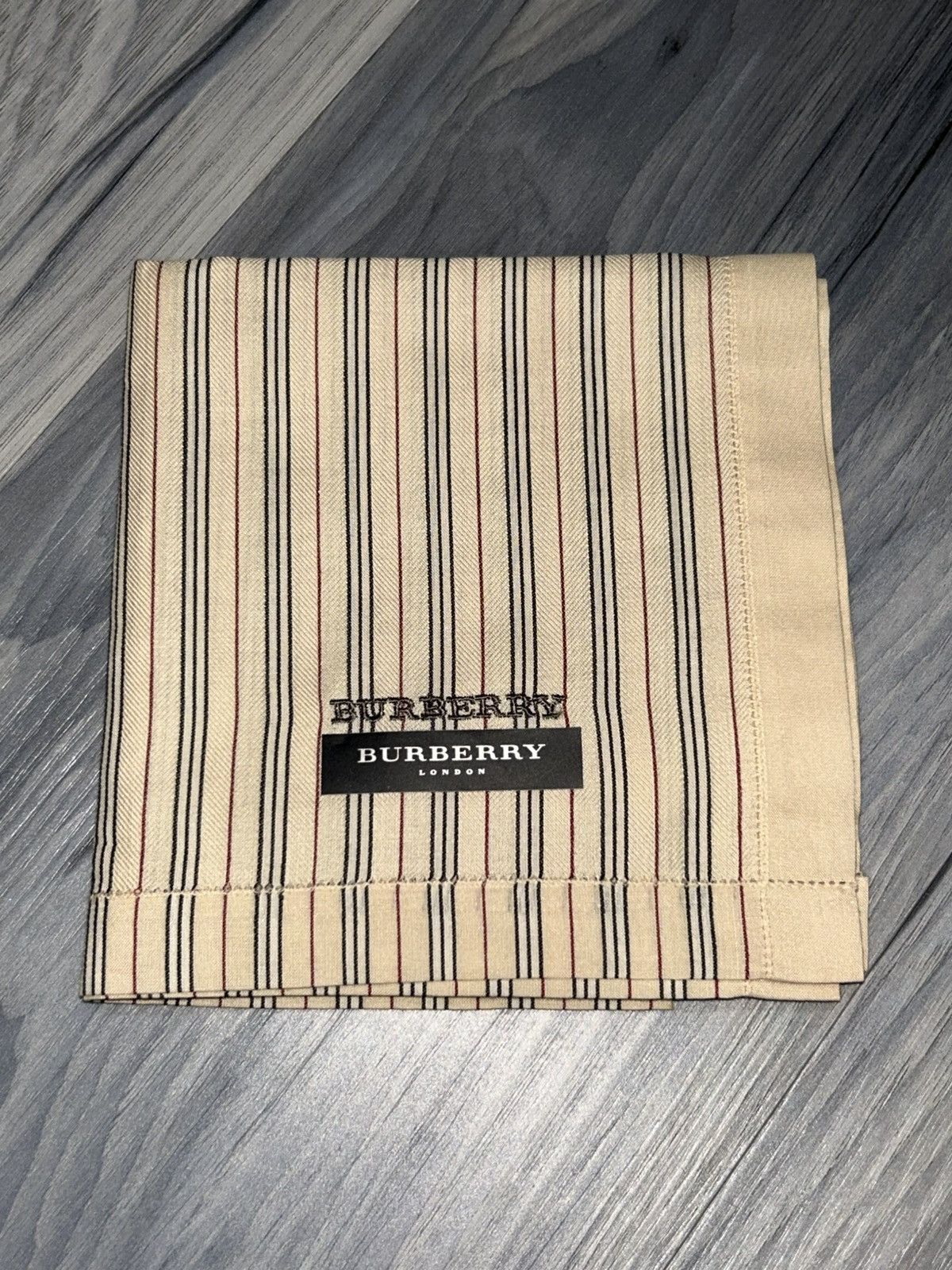 Burberry Burberry Nova Check Striped Cotton Handkerchief Size ONE SIZE - 2 Thumbnail