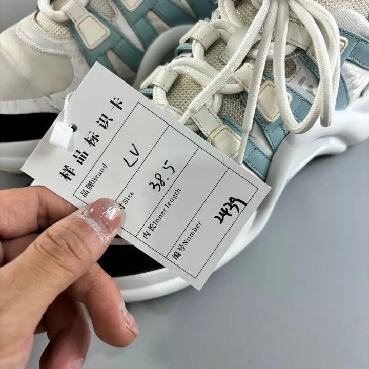 Louis Vuitton Louis Vuitton Archlight Low-Top Sneakers for Women -2508 Size US 7 / IT 37 - 8 Thumbnail
