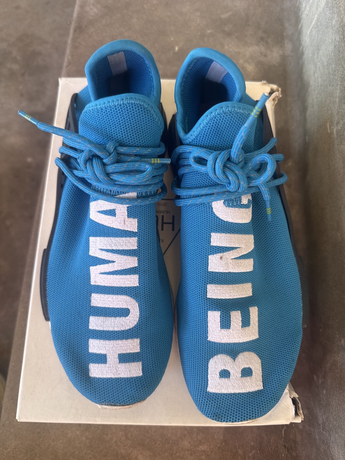 PHARRELL HUMAN RACE NMD