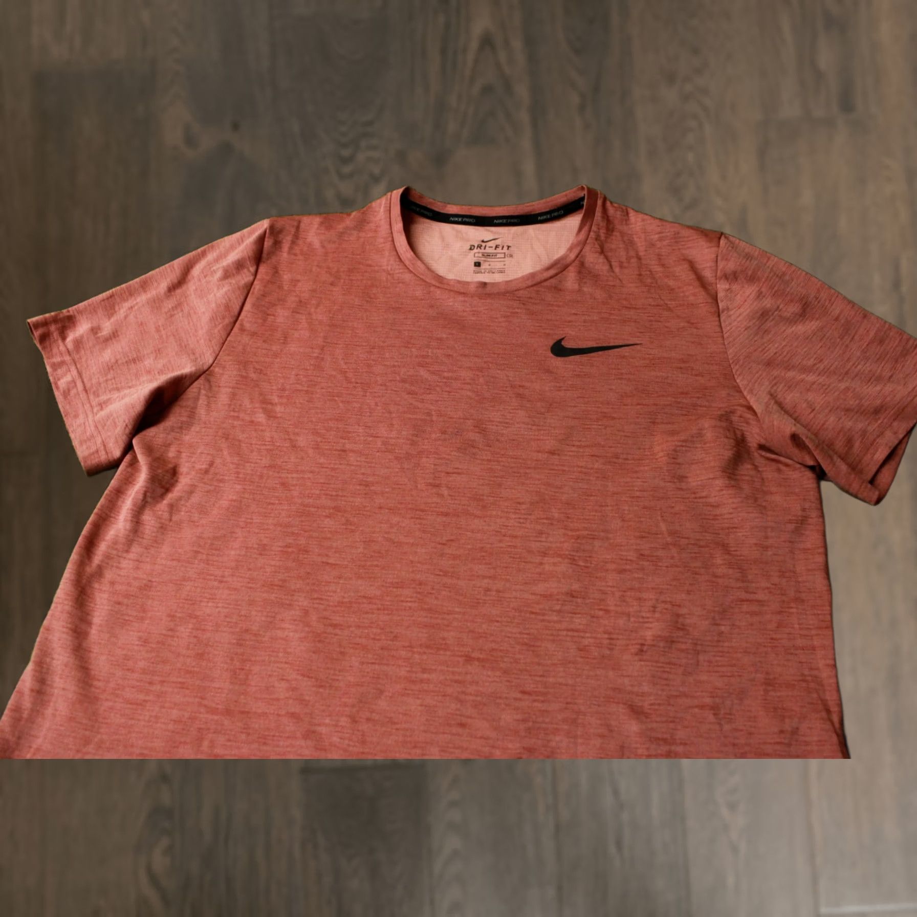 Nike Nike Pro Dri-Fit Slim-Fit Mens Compression Shirt Jersey Size L Size US L / EU 52-54 / 3 - 1 Thumbnail